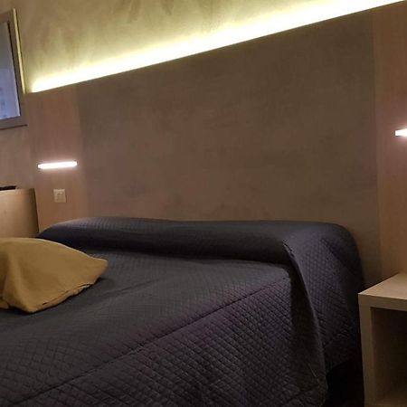 Domus Roma Hotel Ngoại thất bức ảnh